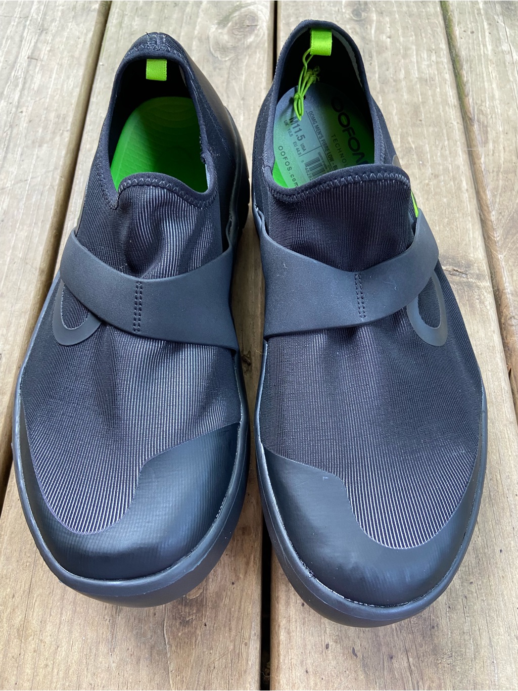 Oofos Oomg Fibre Low Men’s Recovery Sneakers Black Size 11.5 Arch Support Nwt